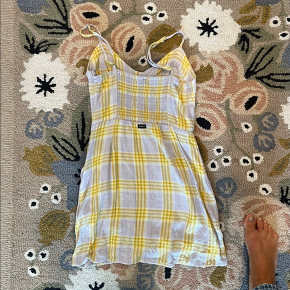 RVCA Dress - Picture 3 of 3